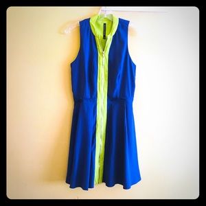 Like new W118 by Walter Baker dress size S